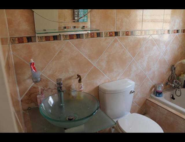 5 BEDROOM CLUSTER FOR SALE IN EDEN GLEN